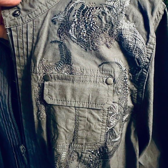 Embellished detail Jacket - Picture 4 of 8